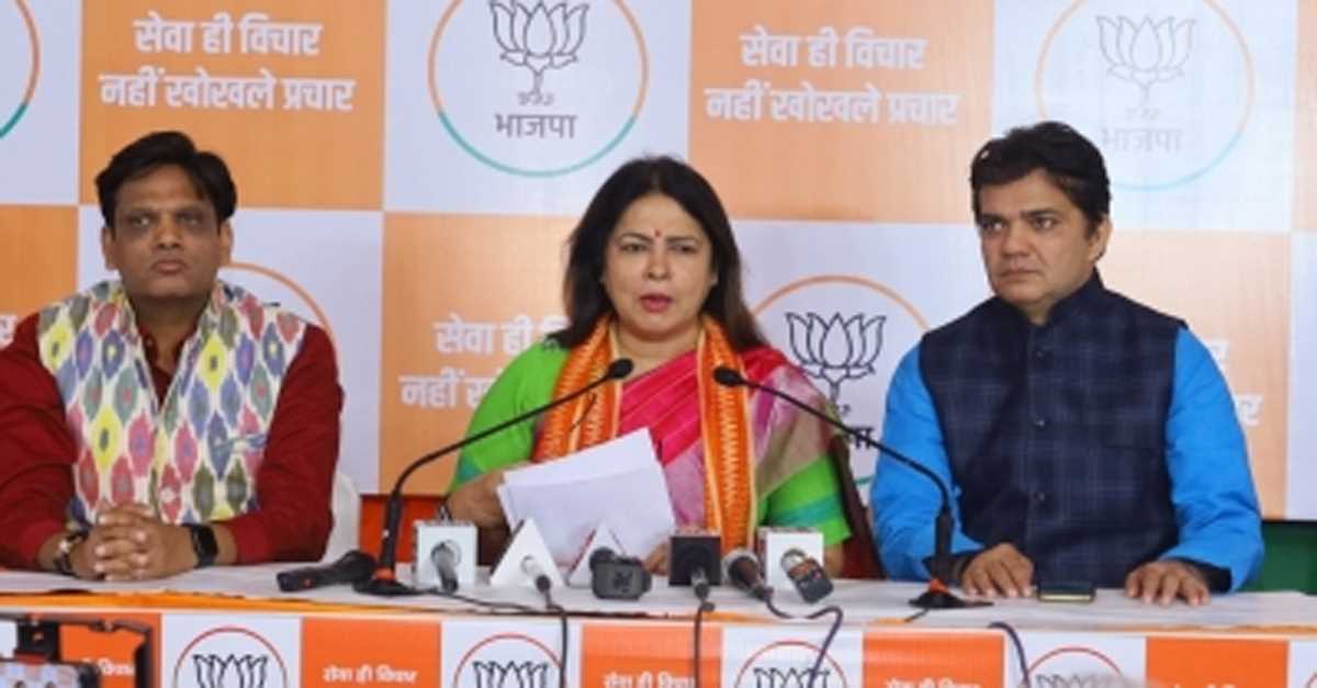 बच्चों के लिए खरीदे जाने वाले टैबलेट में भी भारी भ्रष्टाचार कर बैठी केजरीवाल सरकार-मीनाक्षीलेखी